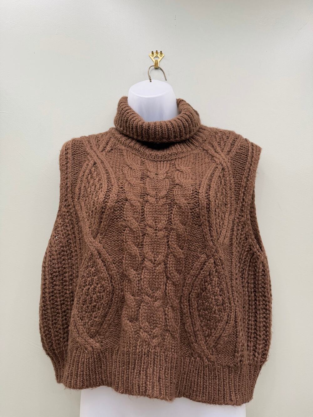 Anthropologie Cable Knit Turtleneck Sweater Vest One Size Brown Cozy